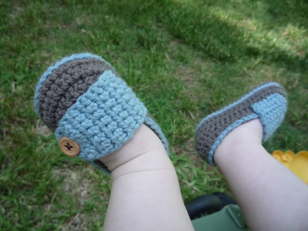 Action Shots (c) happybabyshoes taking action shots