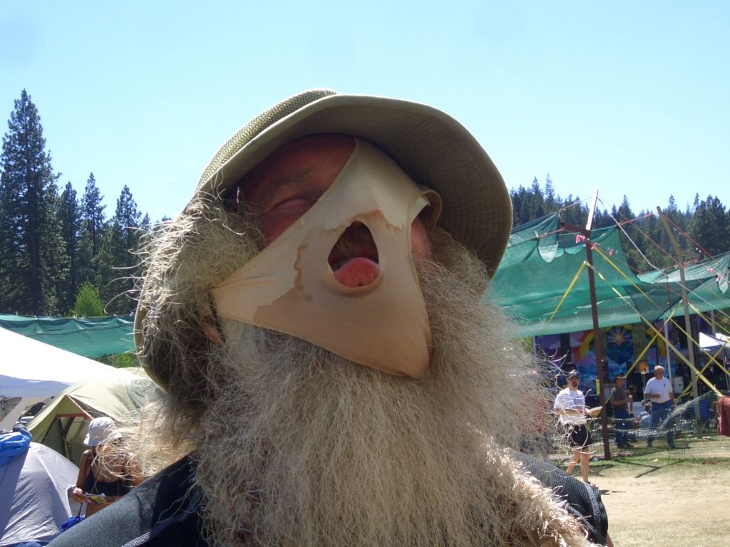 IMAGE: http://i589.photobucket.com/albums/ss340/WackyBush/Music/High%20Sierra%20Music%20Festival%202006/CIMG4863.jpg