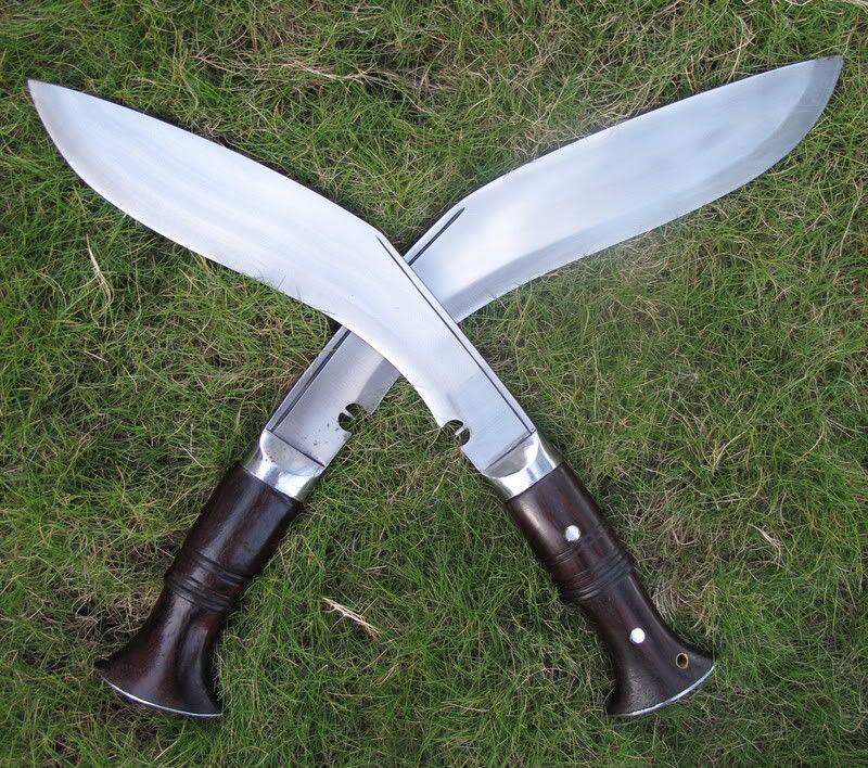 http://i589.photobucket.com/albums/ss340/sta94/Khukuri%20House/IMG_7812.jpg